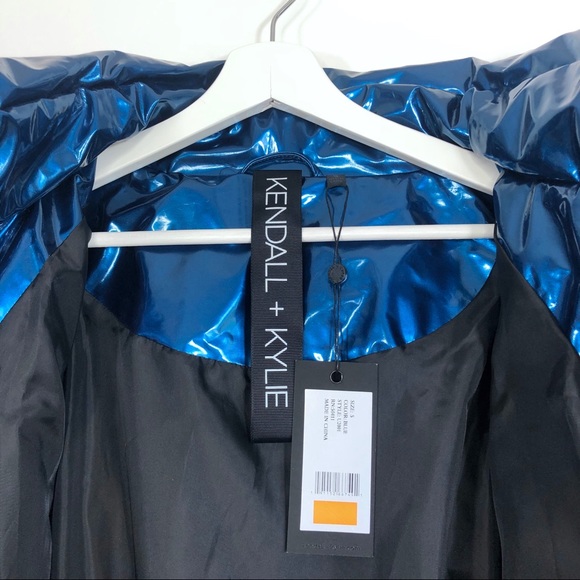KENDALL + KYLIE Metallic Puffer Jacket in Blue S - Picture 9 of 12